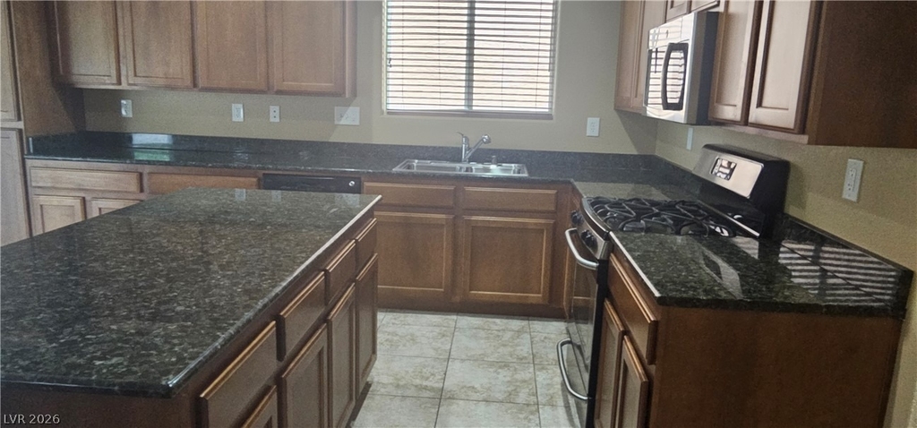 9018 Winchester Ridge Street - Photo 3