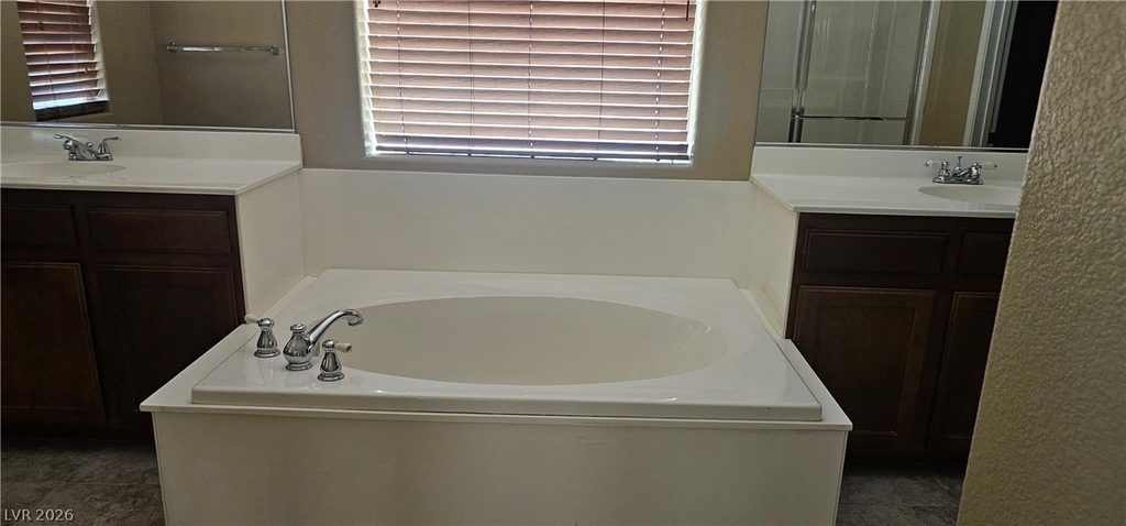 9018 Winchester Ridge Street - Photo 15