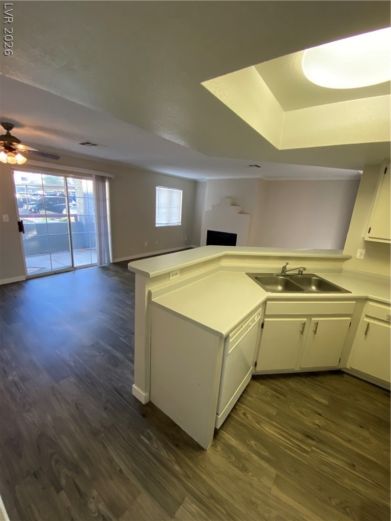 8600 W Charleston Boulevard - Photo 11