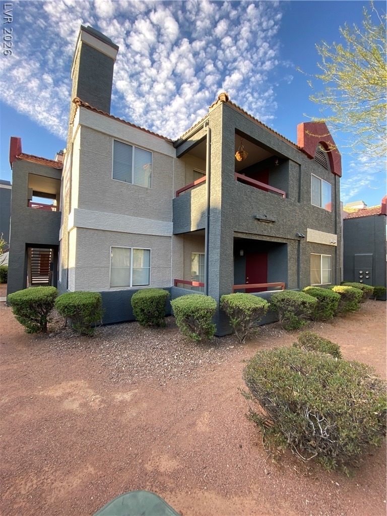 8600 W Charleston Boulevard - Photo 0