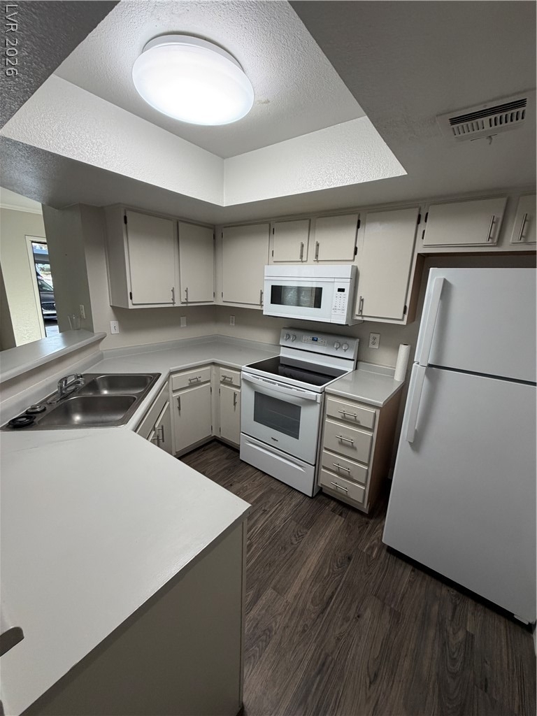 8600 W Charleston Boulevard - Photo 9