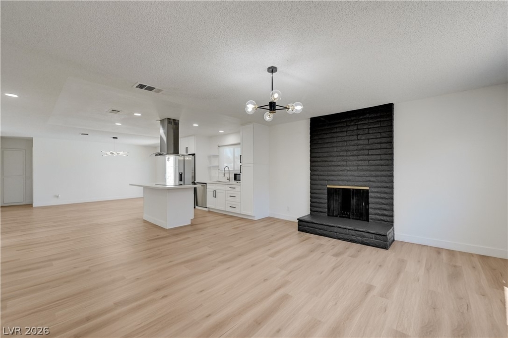 4382 Del Santos Drive - Photo 4