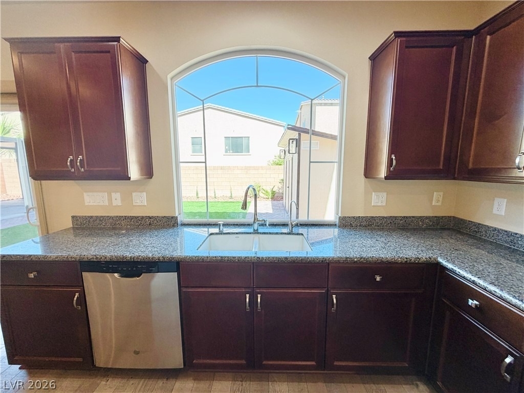 9842 Russian Hill Street - Photo 18