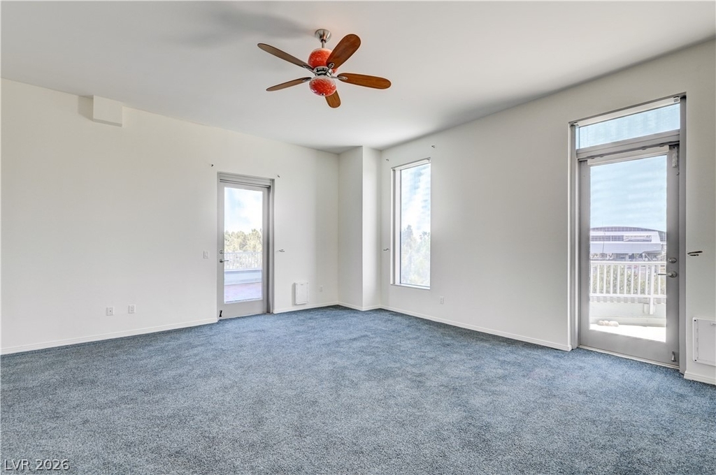 360 E Desert Inn Road - Photo 14