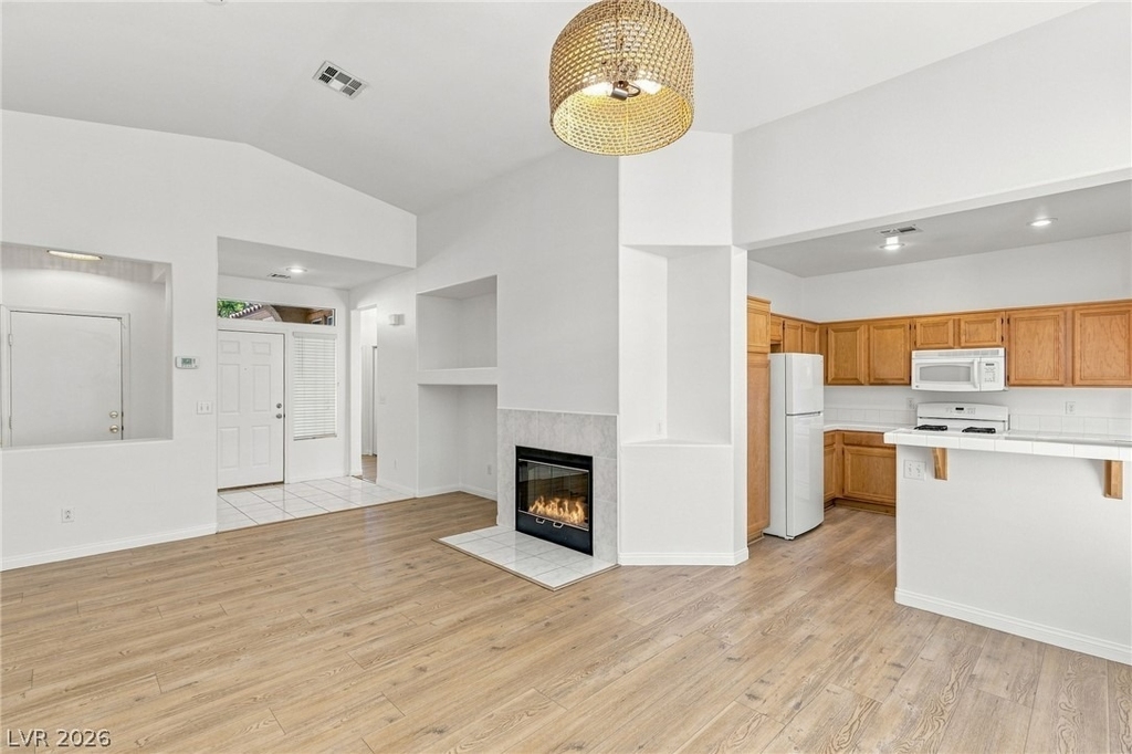 10521 Angel Dreams Avenue - Photo 4