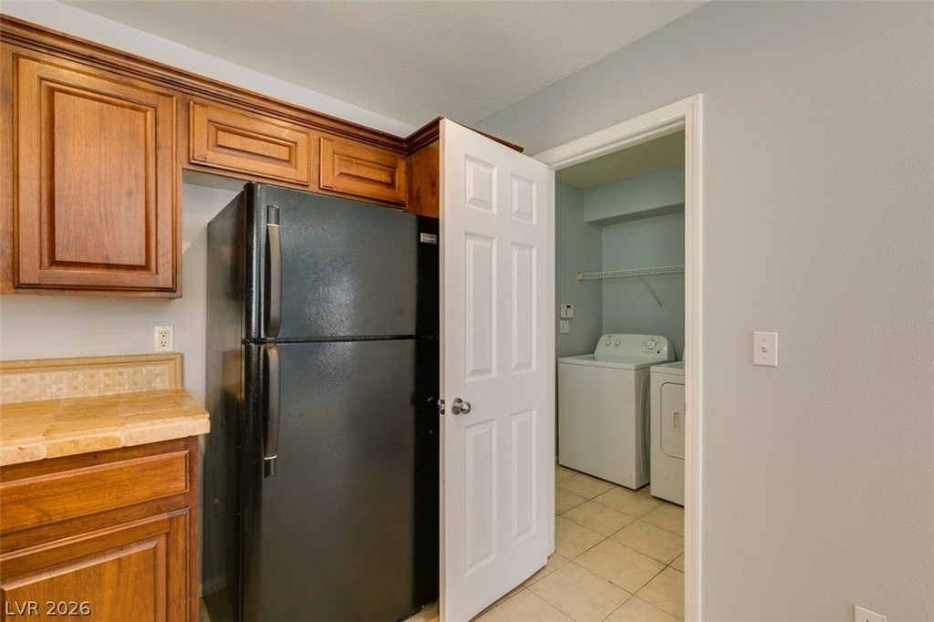 8433 Spencer Canyon Street - Photo 28
