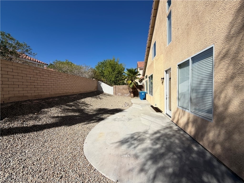 8161 Bonaventure Drive - Photo 31