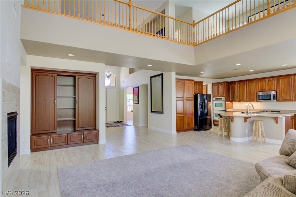 8925 Monte Oro Drive - Photo 5