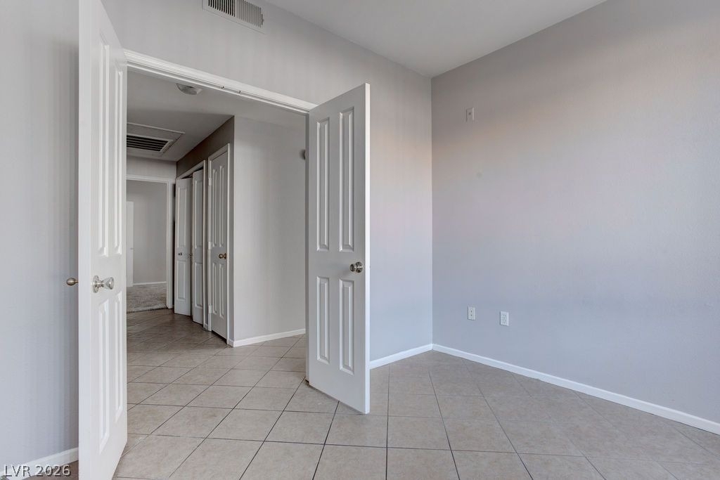 2900 Sunridge Heights Parkway - Photo 4