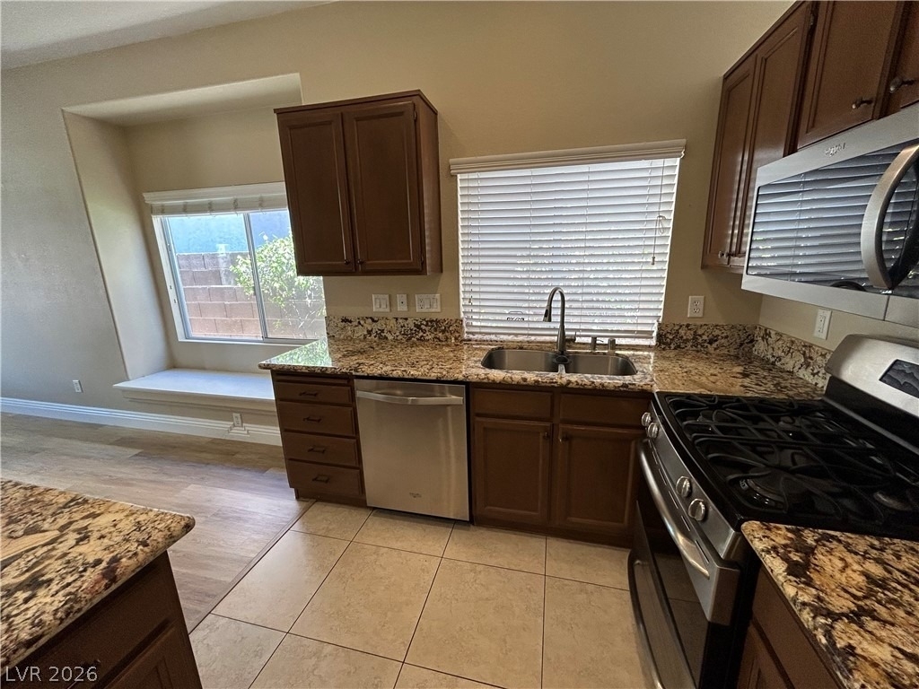 10404 Horseback Ridge Avenue - Photo 7