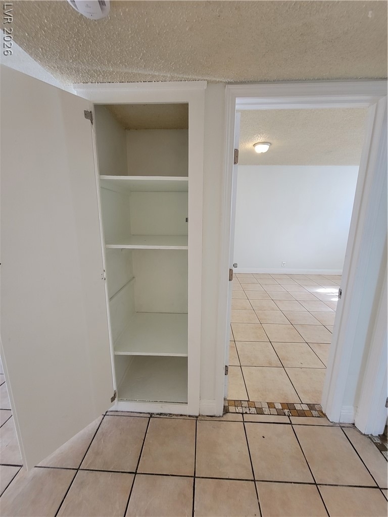 908 N Jones Boulevard - Photo 12
