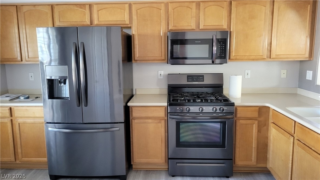 1147 Light Sky Avenue - Photo 4
