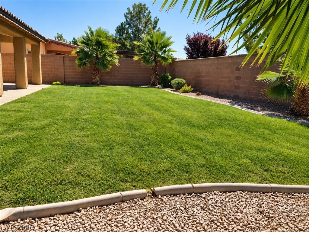 5721 E Ailanto Avenue - Photo 15