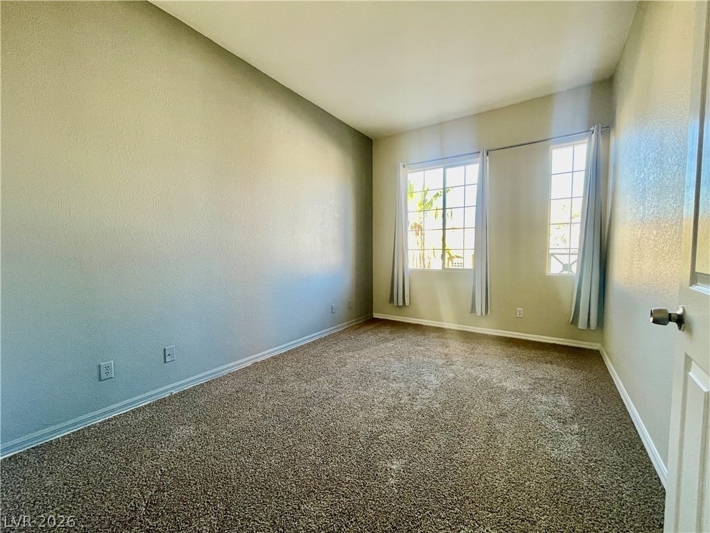 4748 Hamburg Street - Photo 17
