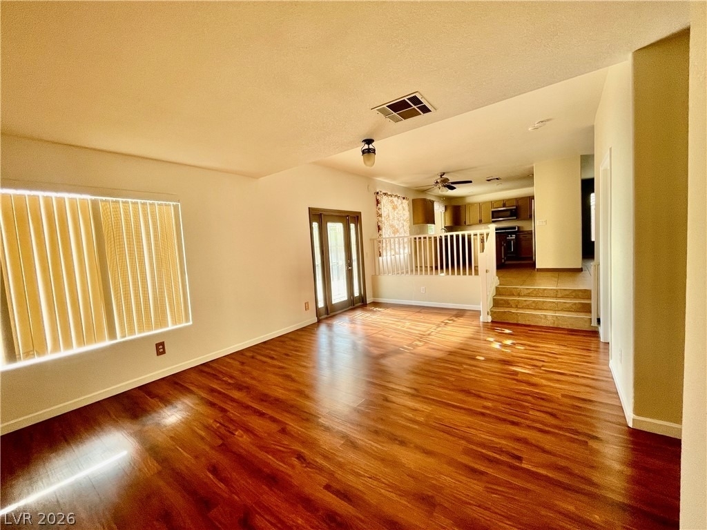 4748 Hamburg Street - Photo 34