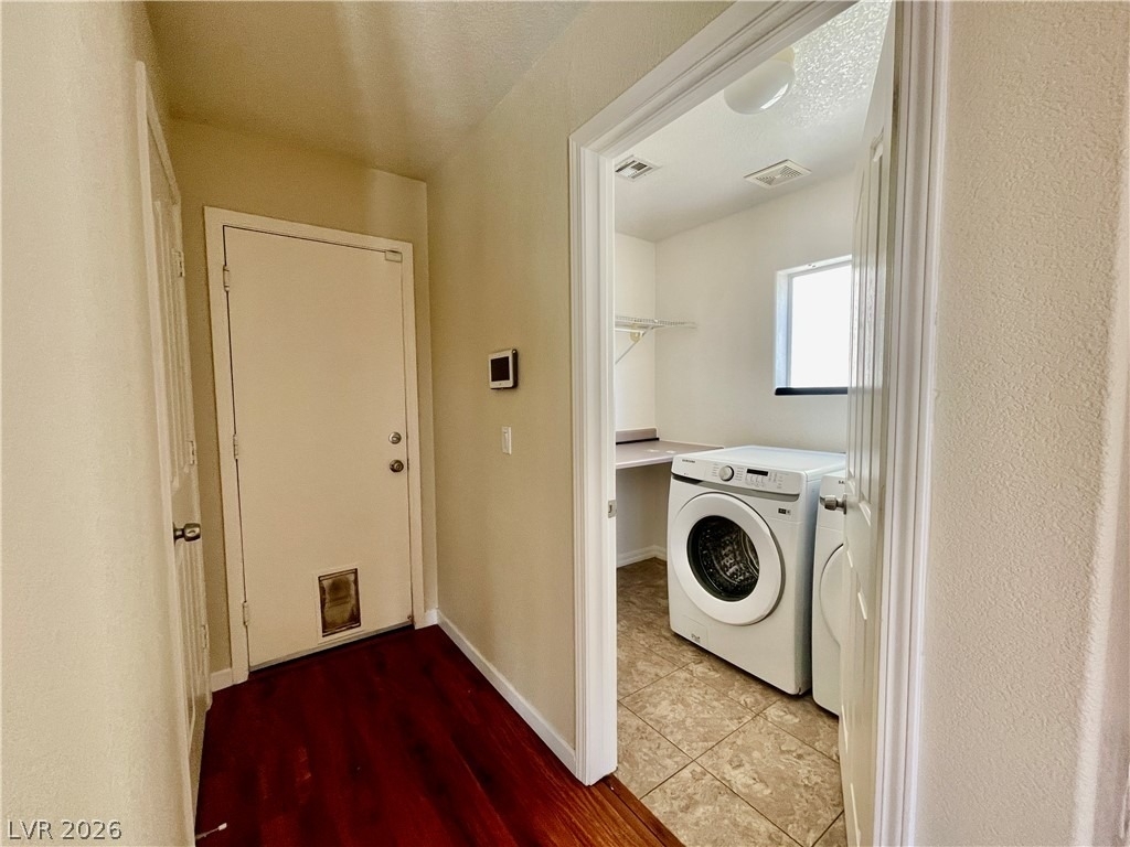 4748 Hamburg Street - Photo 33