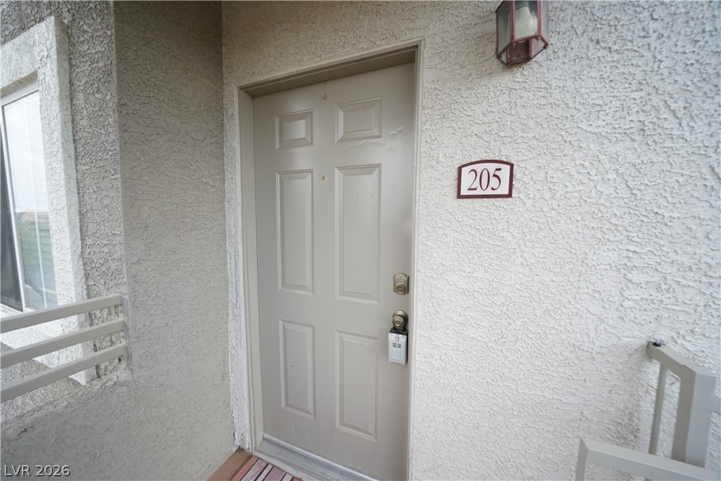 6160 Rumrill Street - Photo 3