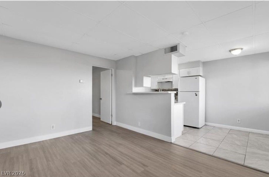 239 W Cleveland Avenue - Photo 2