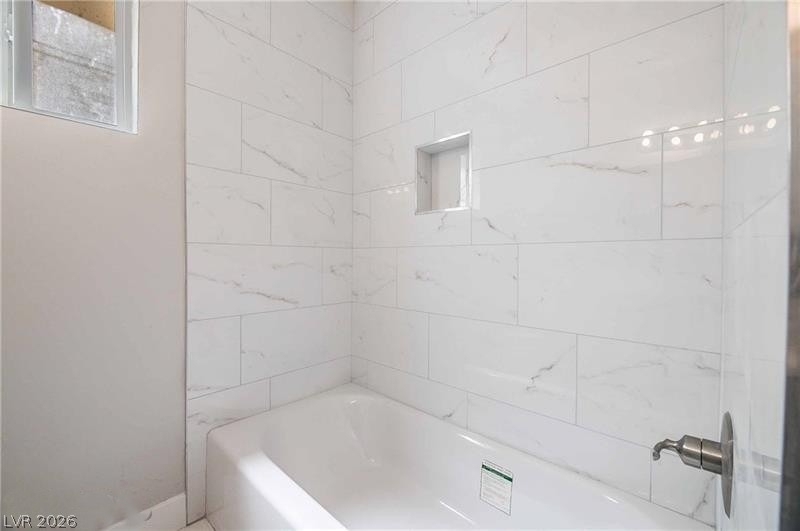 239 W Cleveland Avenue - Photo 11