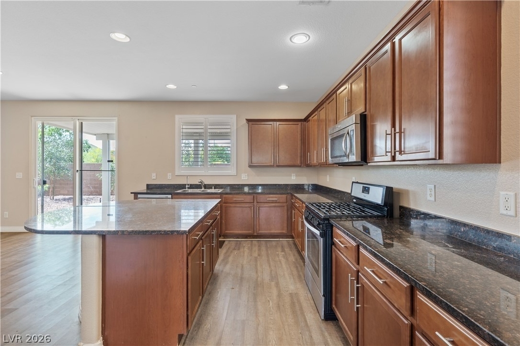 1121 Copper Grass Street - Photo 5