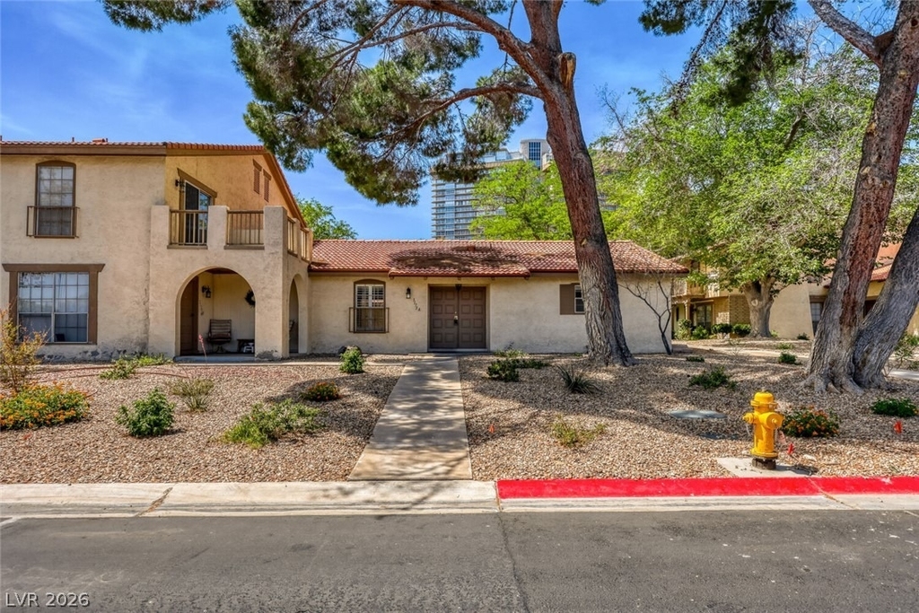 3173 Pinehurst Drive - Photo 2