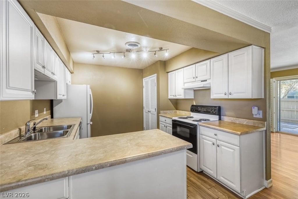 3173 Pinehurst Drive - Photo 21