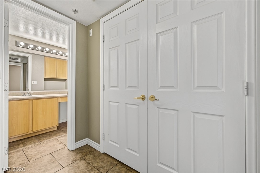 6955 Durango Drive - Photo 21