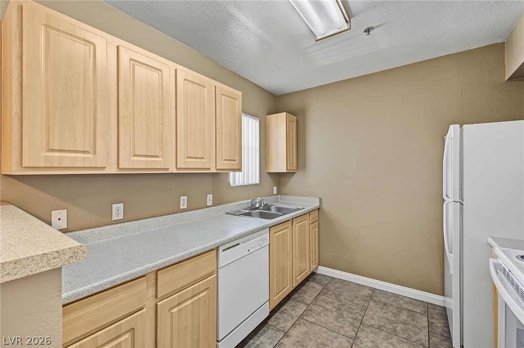 6955 Durango Drive - Photo 11