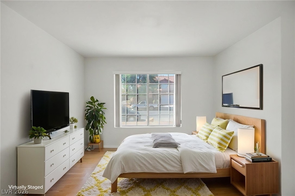 2054 Cardigan Avenue - Photo 13