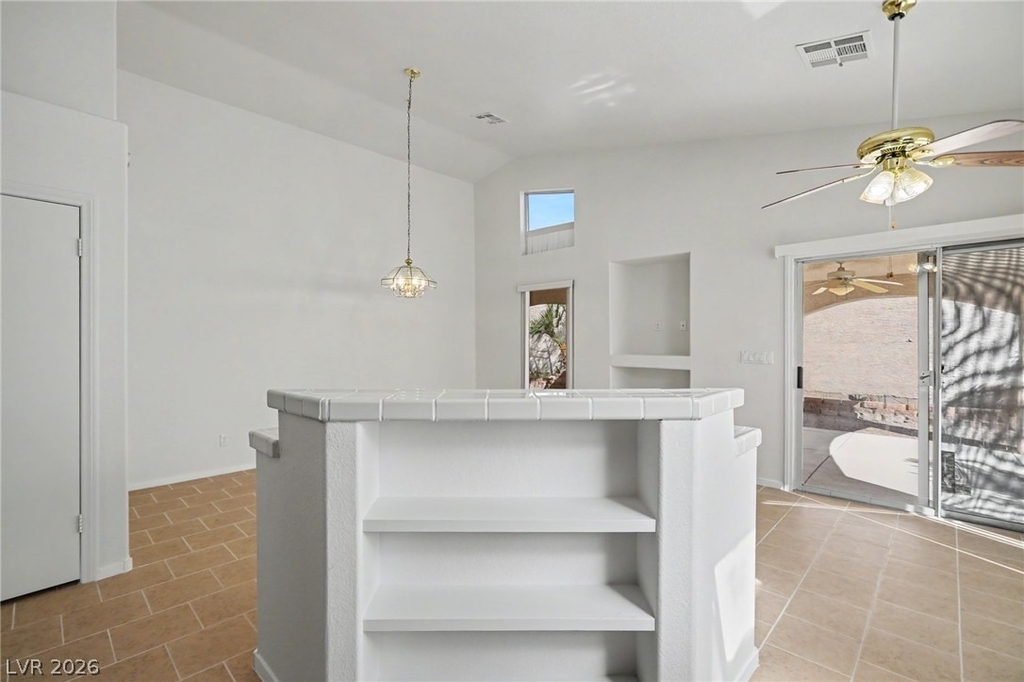 2054 Cardigan Avenue - Photo 21