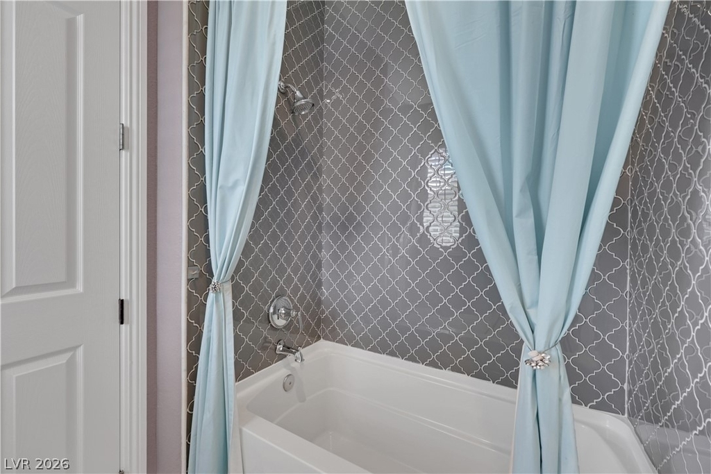 1629 Saintsbury Drive - Photo 51
