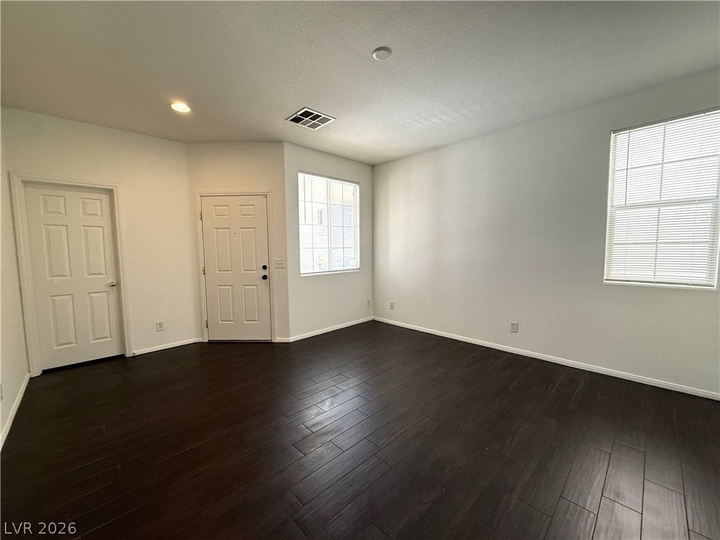 10143 Pleasant Village Place - Photo 4