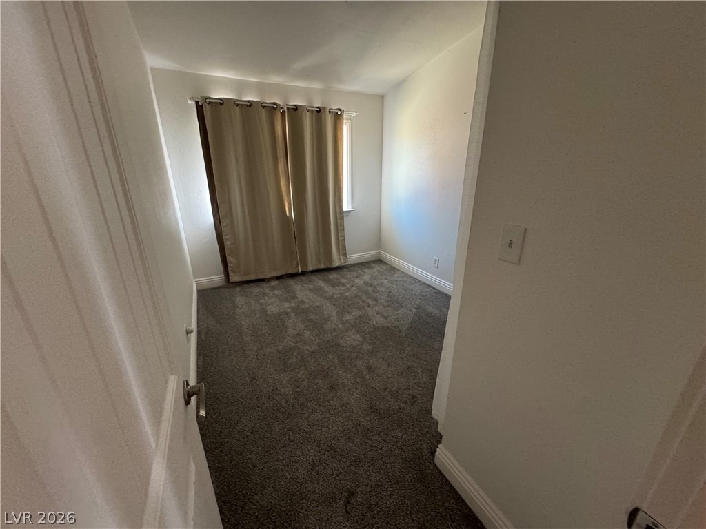 150 Metropolitan Drive - Photo 3