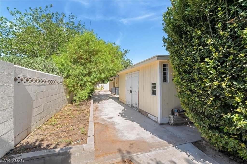 7154 Ranchito Circle - Photo 48