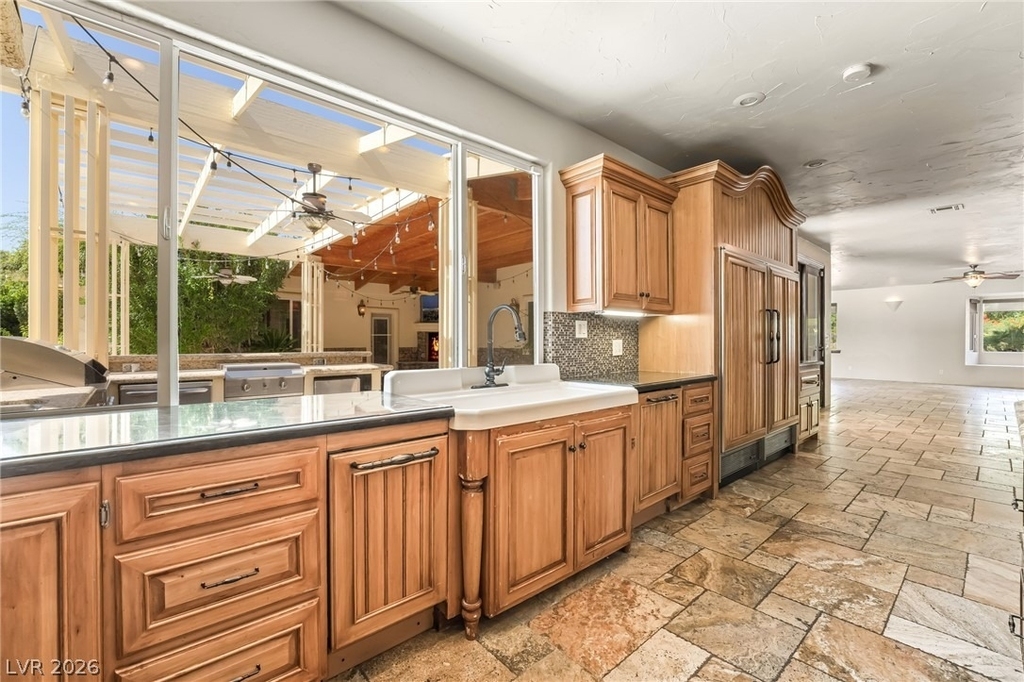 7154 Ranchito Circle - Photo 16