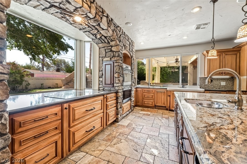 7154 Ranchito Circle - Photo 19