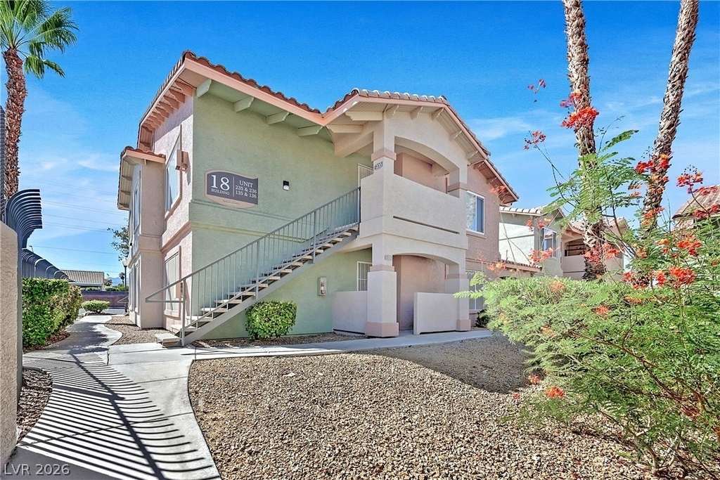 350 S Durango Drive - Photo 1