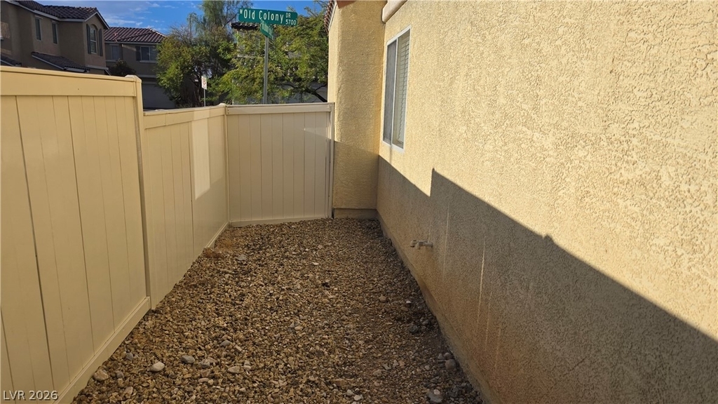5769 Old Colony Drive - Photo 26