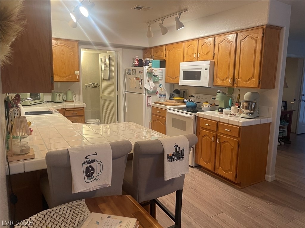 700 Capri Drive - Photo 7