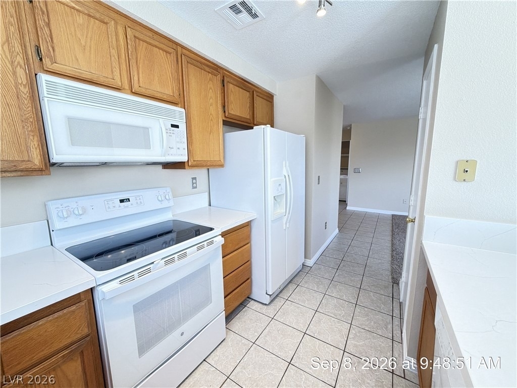6875 Tamarus Street - Photo 8