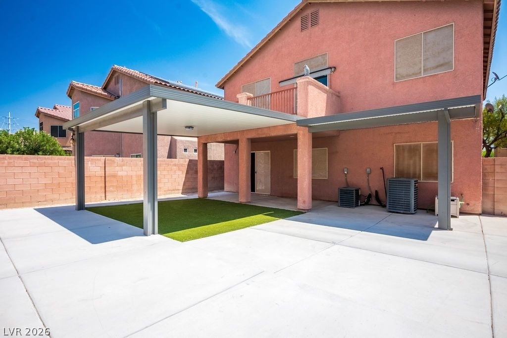 5913 Running Horse Drive - Photo 17