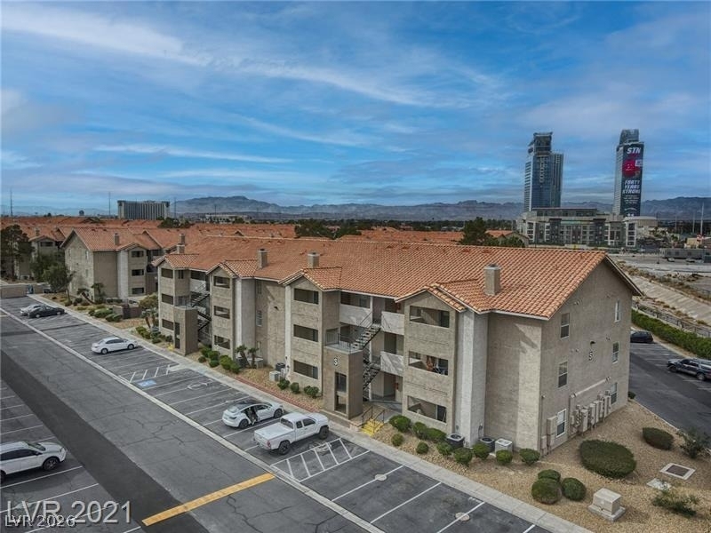 4200 S Valley View Boulevard - Photo 23