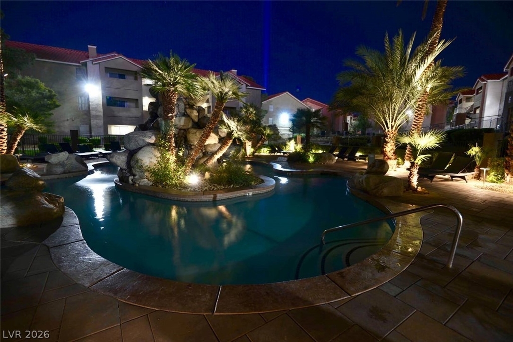 4200 S Valley View Boulevard - Photo 32