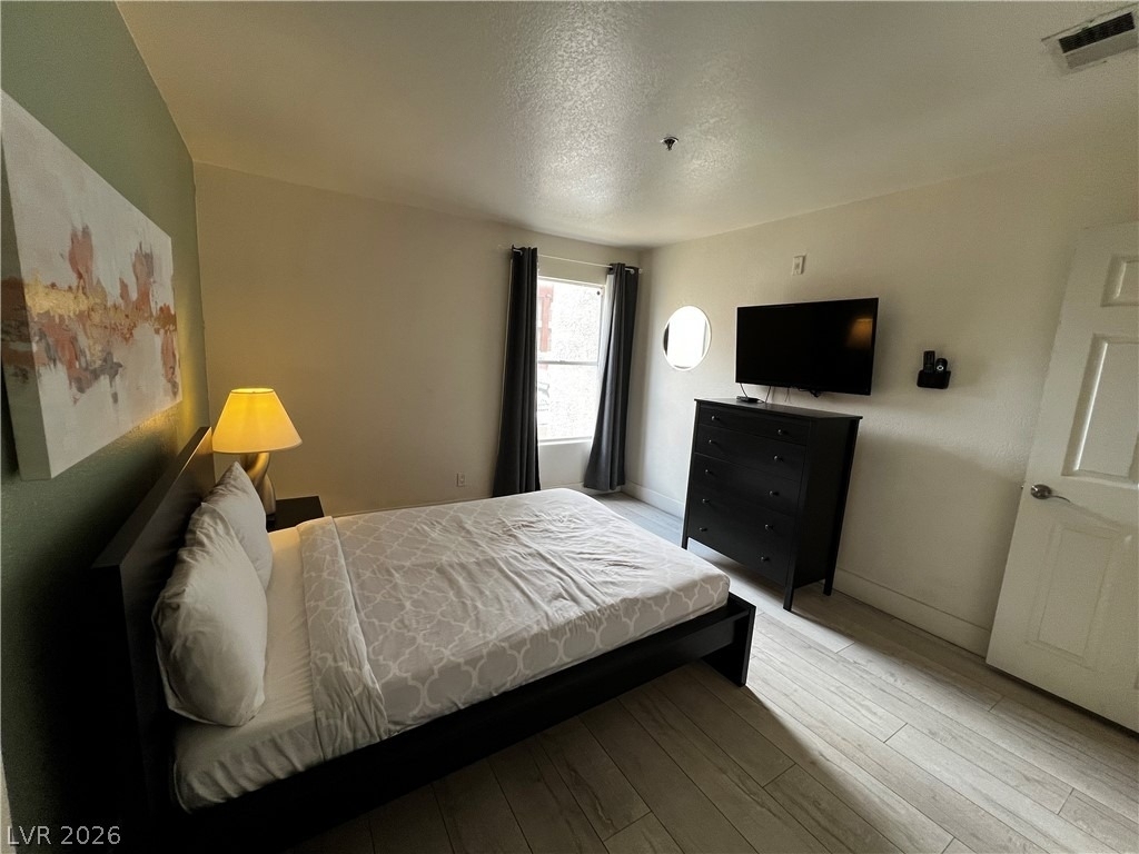 4200 S Valley View Boulevard - Photo 16