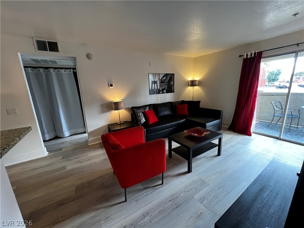 4200 S Valley View Boulevard - Photo 3