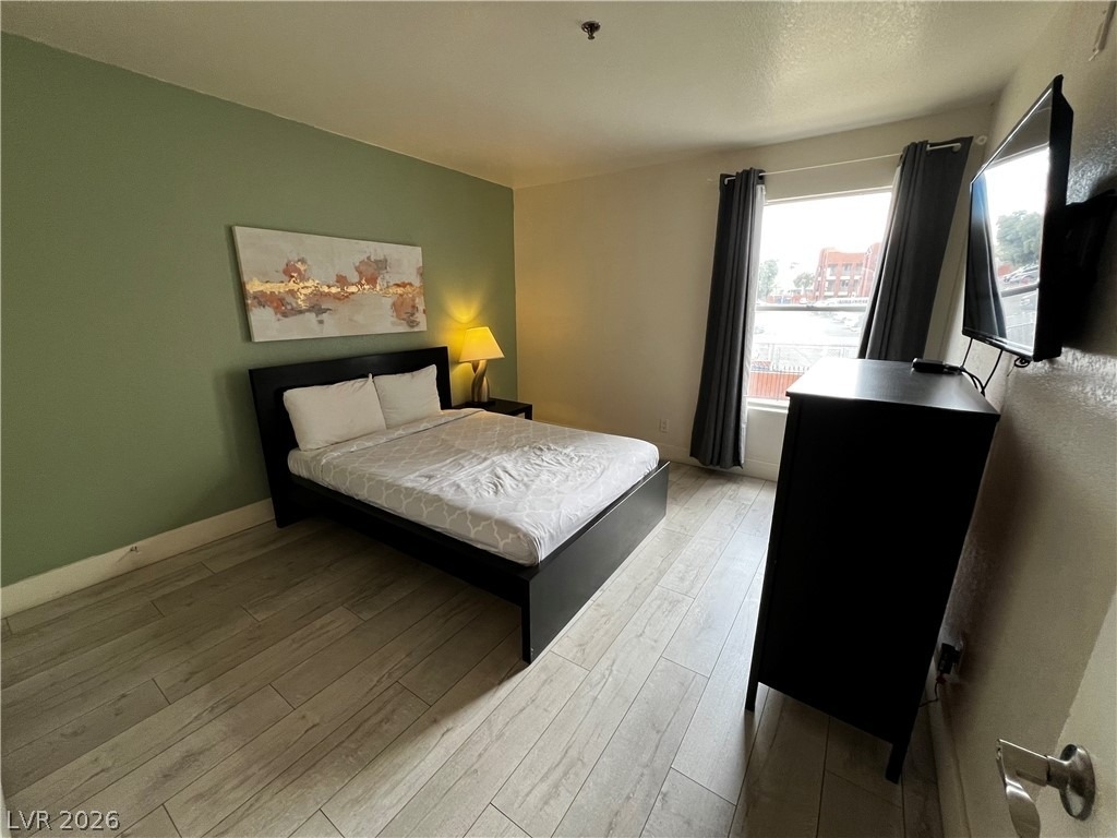 4200 S Valley View Boulevard - Photo 17