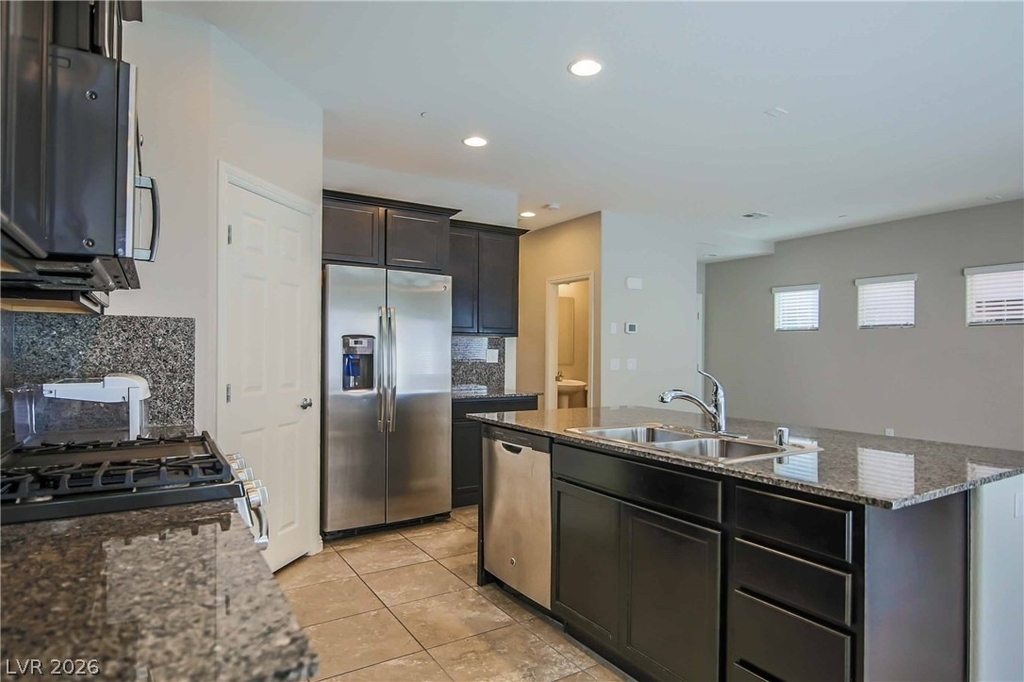 1143 Jesse Harbor Avenue - Photo 12
