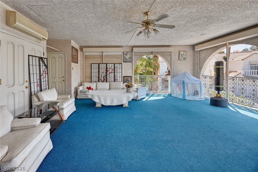2834 Queens Courtyard - Photo 43