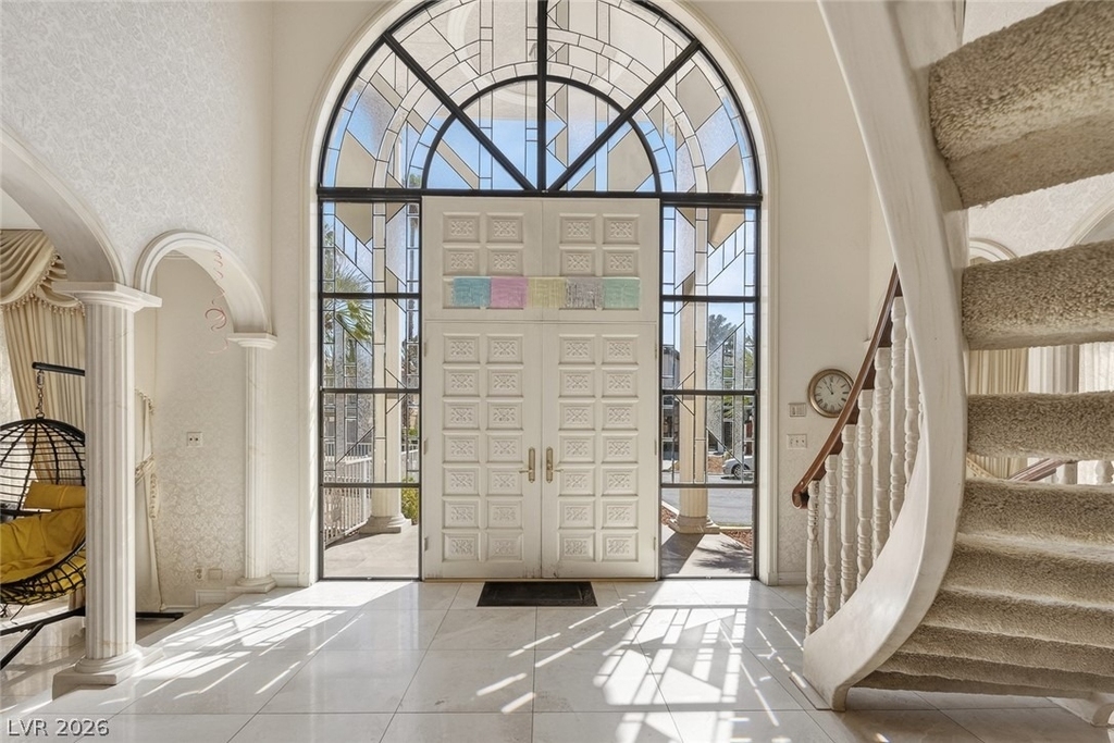 2834 Queens Courtyard - Photo 18