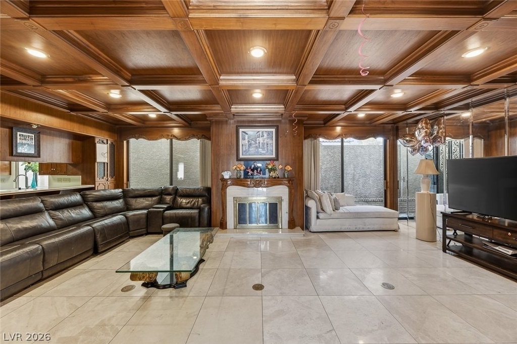 2834 Queens Courtyard - Photo 26